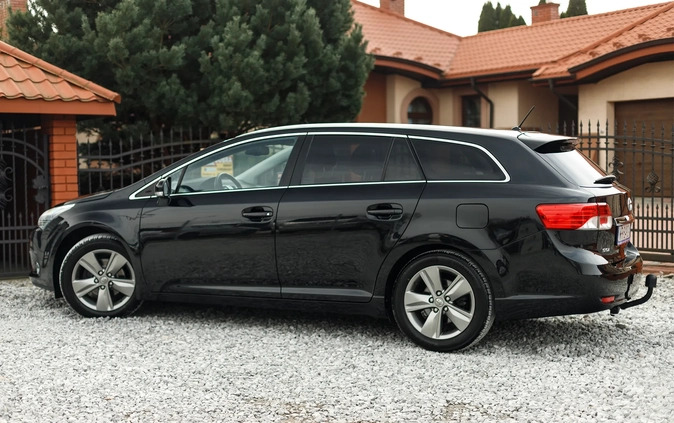 Toyota Avensis cena 47900 przebieg: 214000, rok produkcji 2014 z Radom małe 742